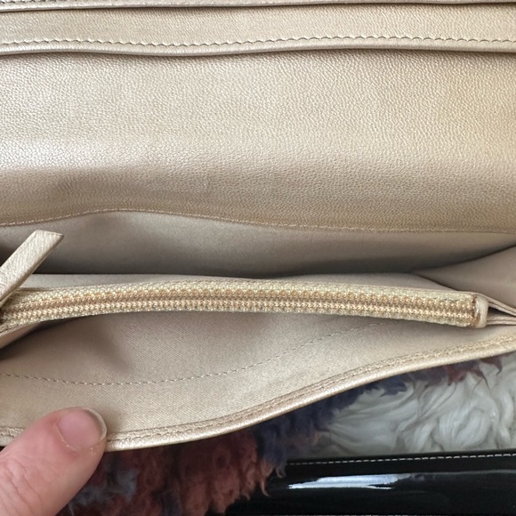 Pink Chanel wallet - Picture 3 of 9